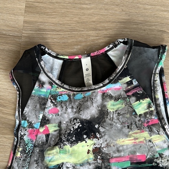 Lululemon set Fast and Free High-Rise Crop 23" with top all size 4 woman’s & 2 - Picture 13 of 16